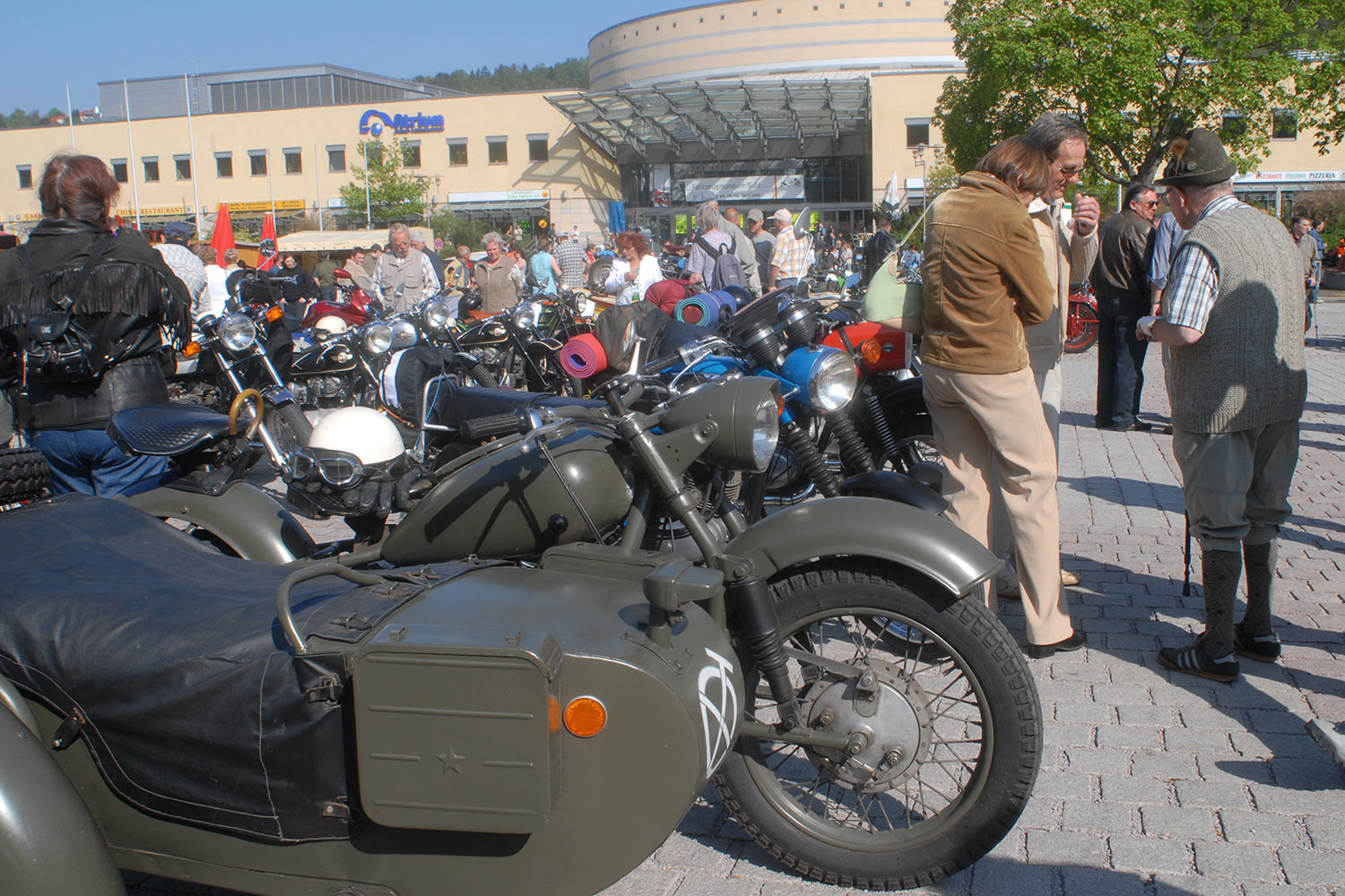 Fahrzeugmuseum Suhl Neueröffnung: Biker-Treffen 29.04.2007 (Foto: Manuela Hahnebach)