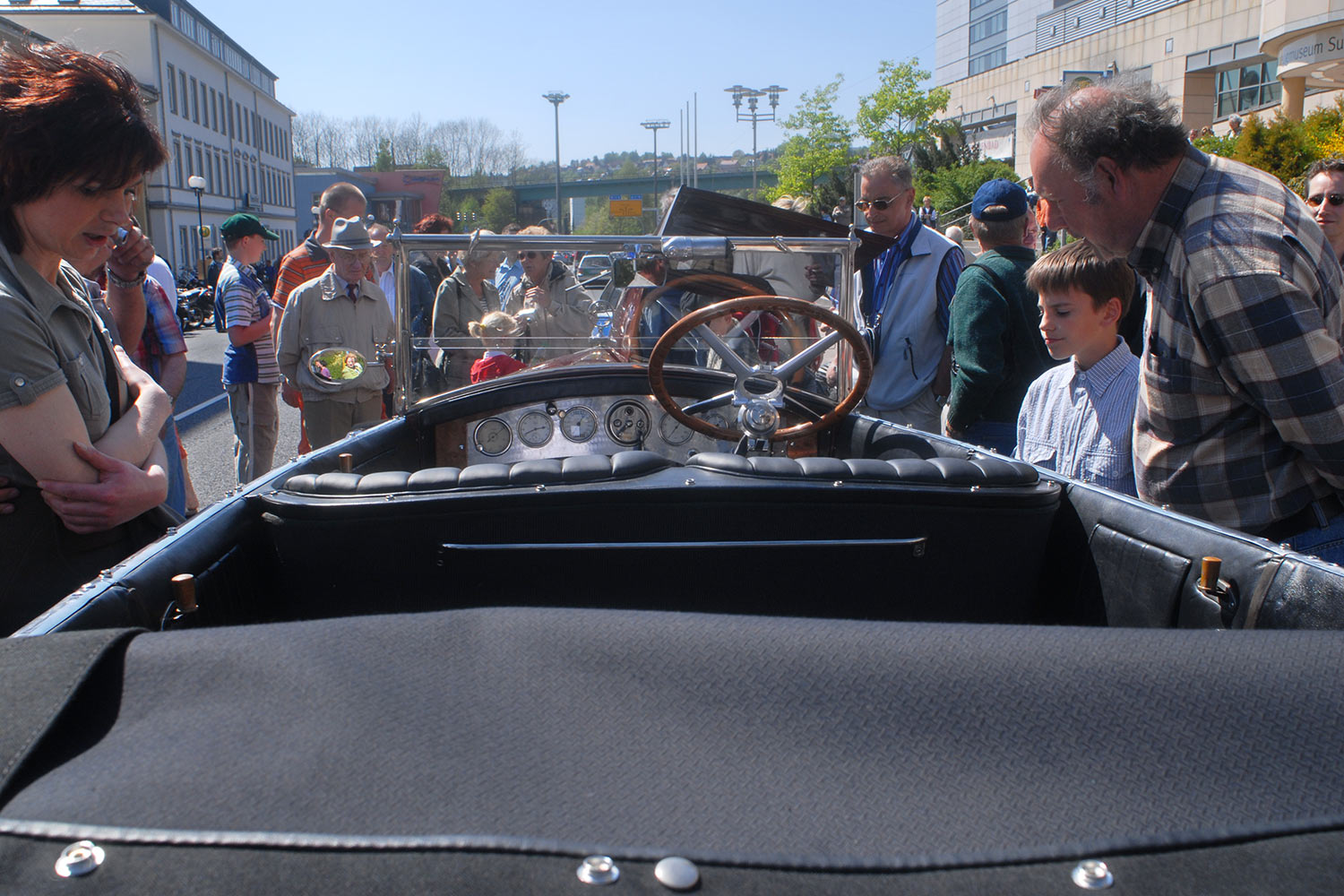 Fahrzeugmuseum Suhl Neueröffnung: Oldtimer-Treffen 29.04.2007 (Foto: Manuela Hahnebach)