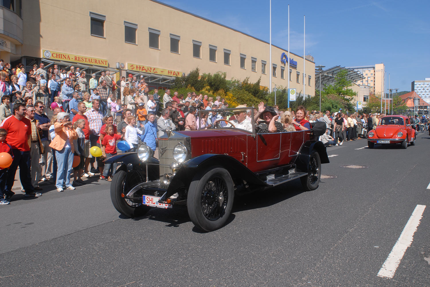 Fahrzeugmuseum Suhl Neueröffnung: Korso durch Suhl 29.04.2007 (Foto: Manuela Hahnebach)