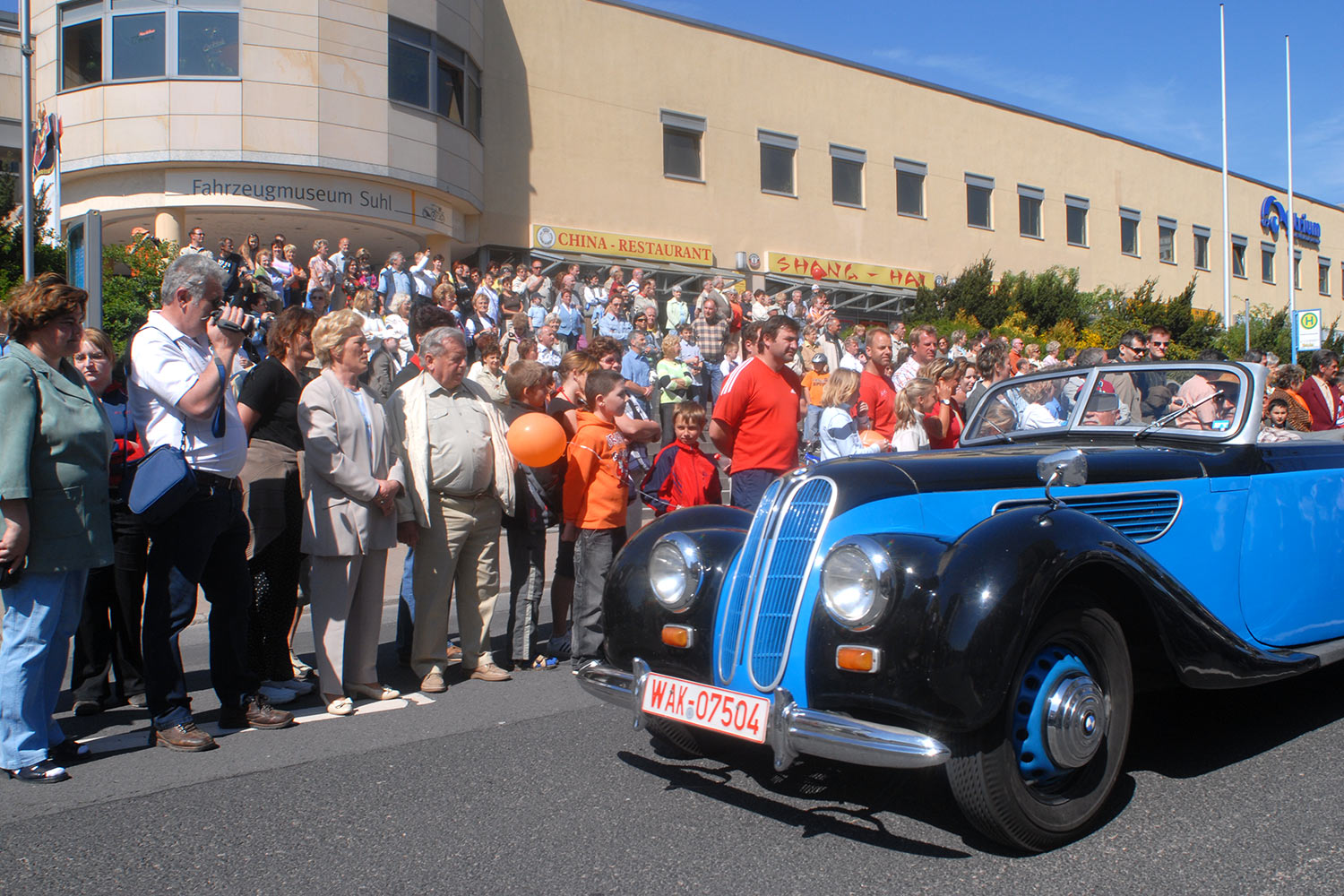 Fahrzeugmuseum Suhl Neueröffnung: Korso durch Suhl 29.04.2007 (Foto: Manuela Hahnebach)