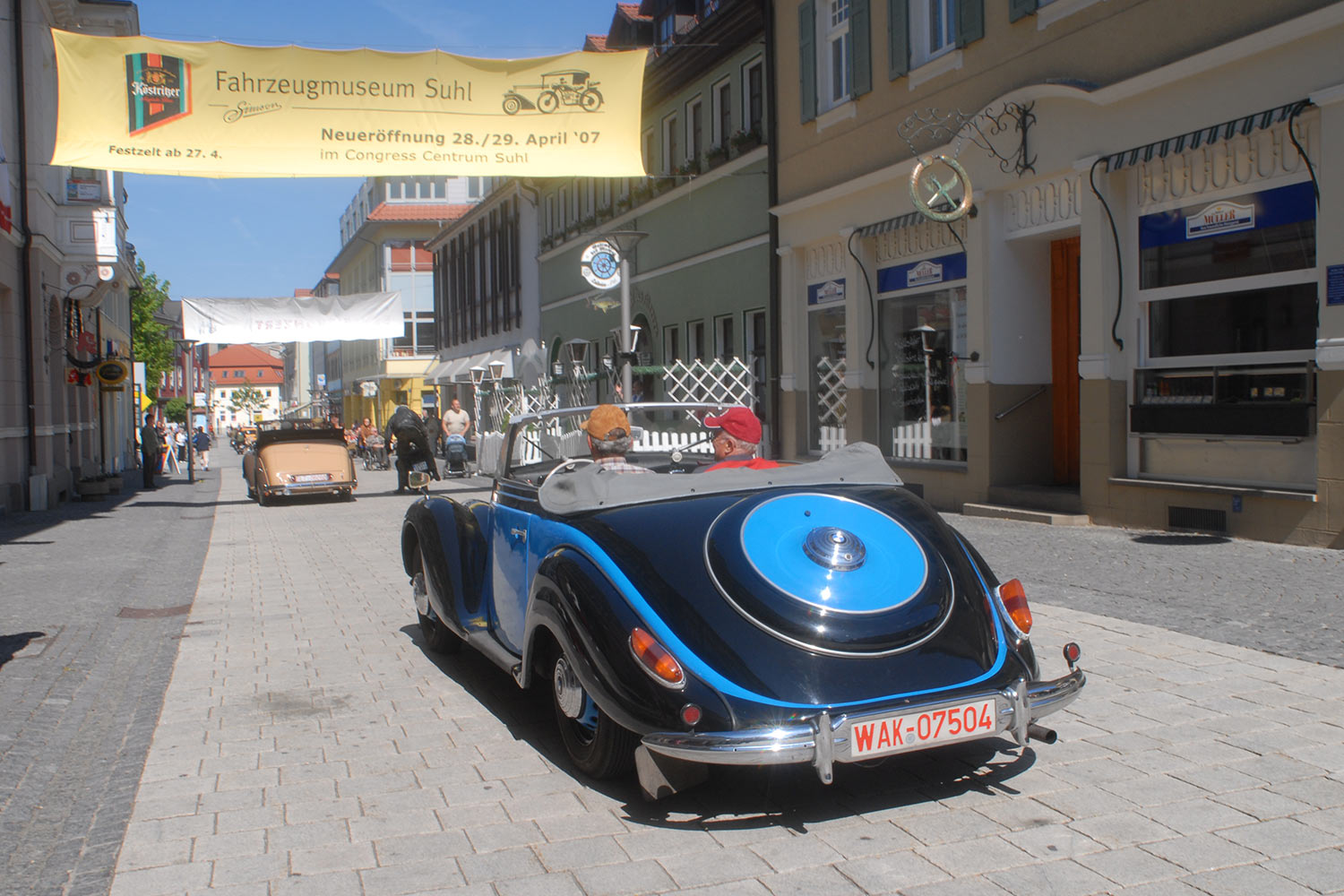 Fahrzeugmuseum Suhl Neueröffnung: Korso durch Suhl 29.04.2007 (Foto: Manuela Hahnebach)