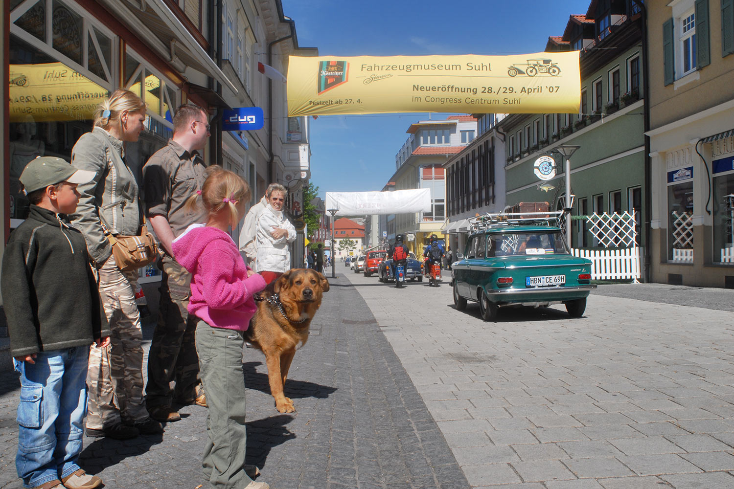 Fahrzeugmuseum Suhl Neueröffnung: Korso durch Suhl 29.04.2007 (Foto: Manuela Hahnebach)