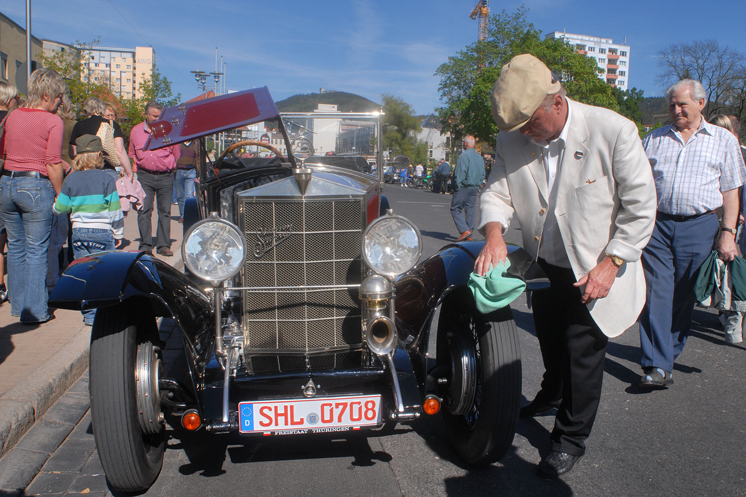 Fahrzeugmuseum Suhl Neueröffnung: Oldtimer-Treffen 29.04.2007 (Foto: Manuela Hahnebach)