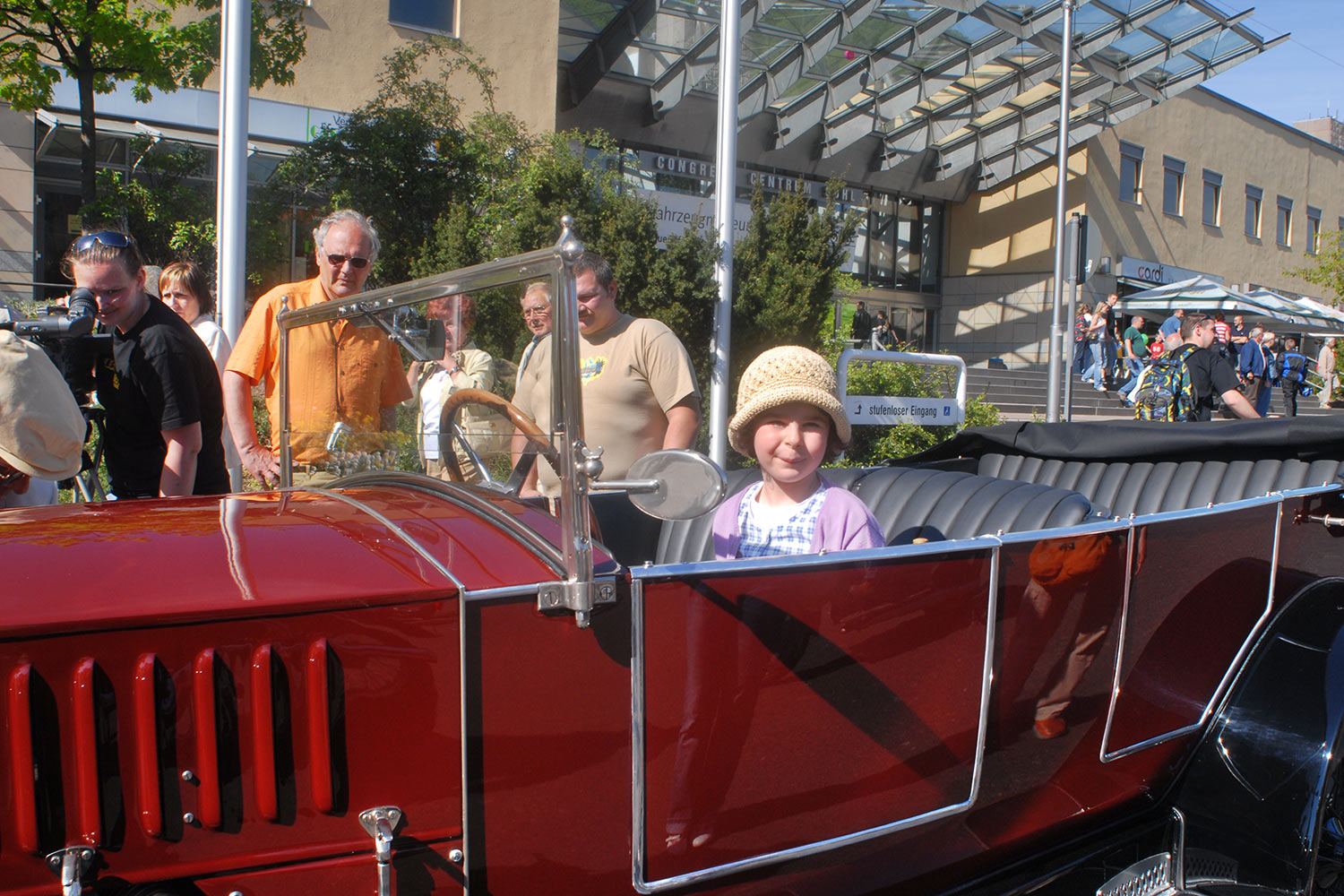 Fahrzeugmuseum Suhl Neueröffnung: Oldtimer-Treffen 29.04.2007 (Foto: Manuela Hahnebach)