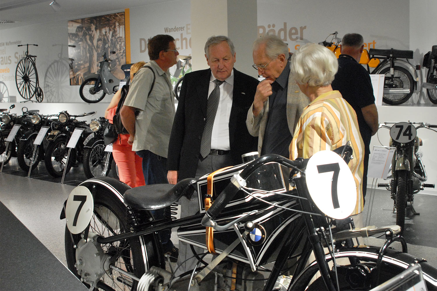 Fahrzeugmuseum Suhl: Neueröffnung im CCS, 28.04.2007 (Foto: Manuela Hahnebach)