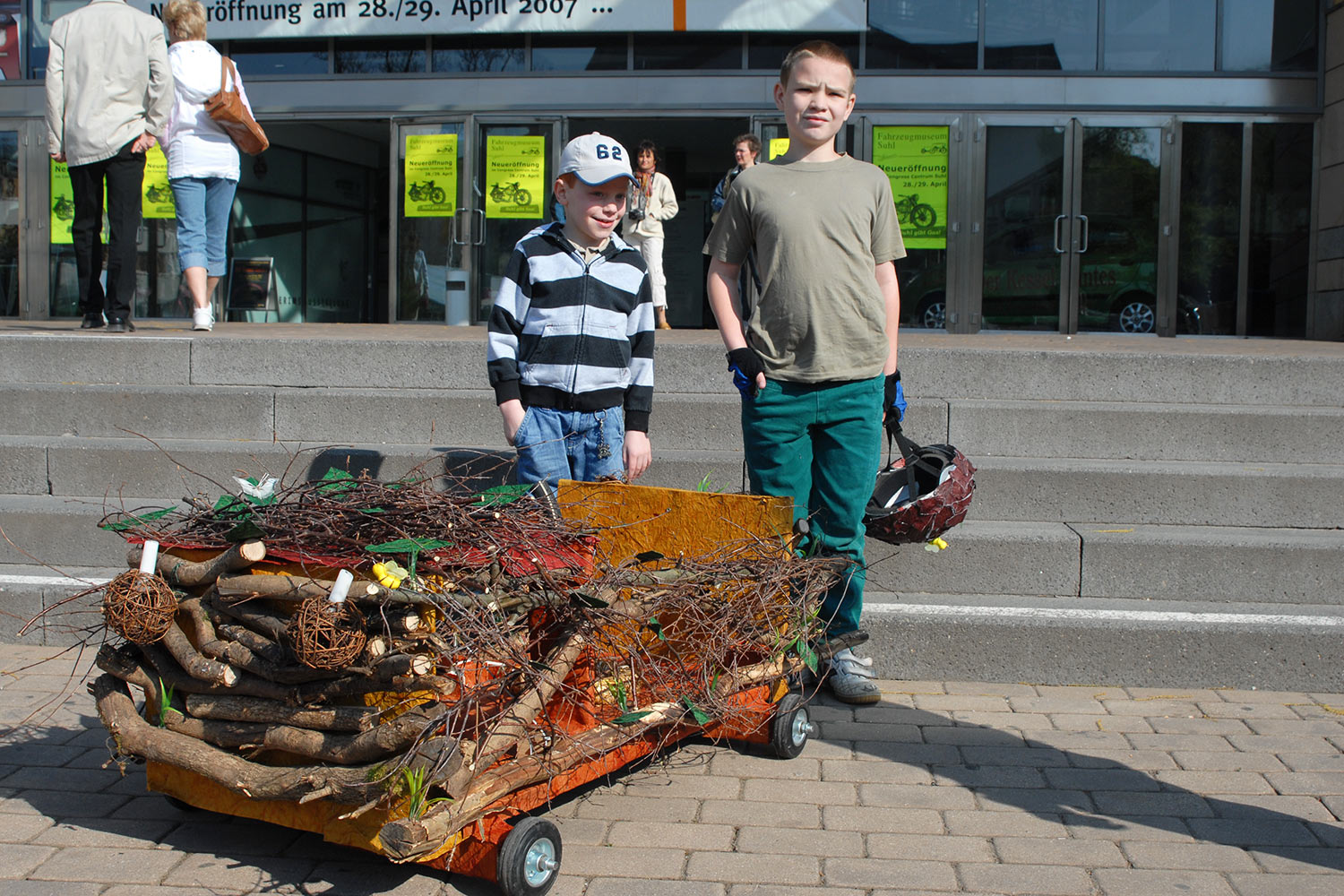 Fahrzeugmuseum Suhl Neueröffnung: Seifenkisten 29.04.2007 (Foto: Manuela Hahnebach)
