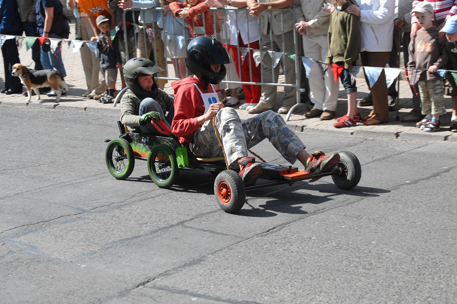 Fahrzeugmuseum Suhl Neueröffnung: Seifenkisten-Rennen 29.04.2007 (Foto: Manuela Hahnebach)