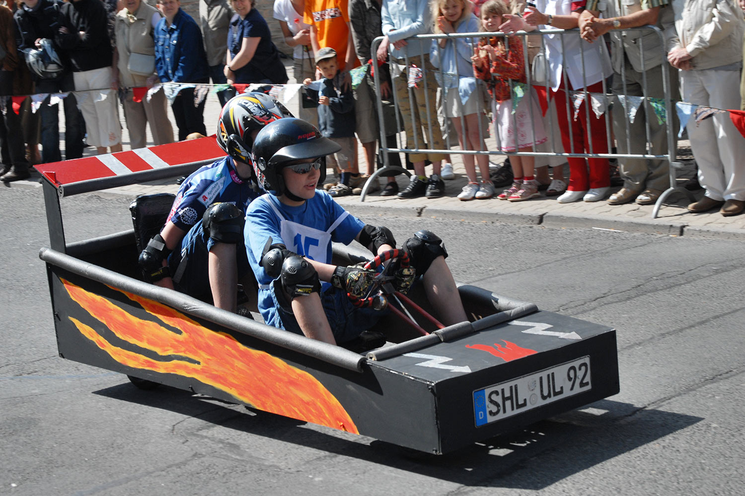 Fahrzeugmuseum Suhl Neueröffnung: Seifenkisten-Rennen 29.04.2007 (Foto: Manuela Hahnebach)