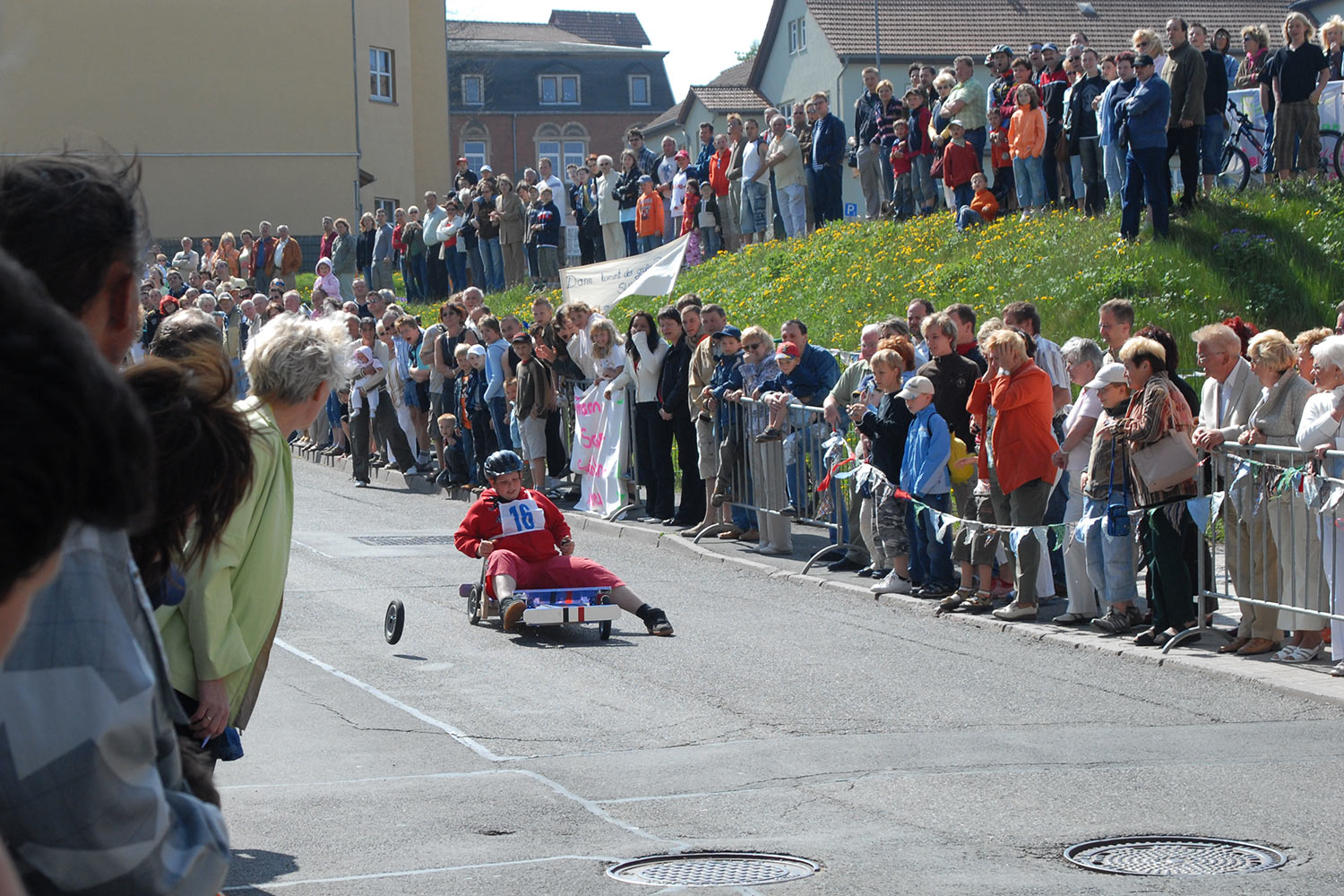 Fahrzeugmuseum Suhl Neueröffnung: Seifenkisten-Rennen 29.04.2007 (Foto: Manuela Hahnebach)