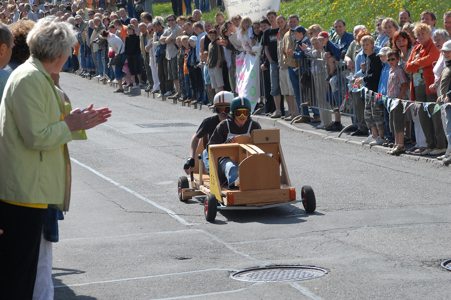 Fahrzeugmuseum Suhl Neueröffnung: Seifenkisten-Rennen 29.04.2007 (Foto: Manuela Hahnebach)