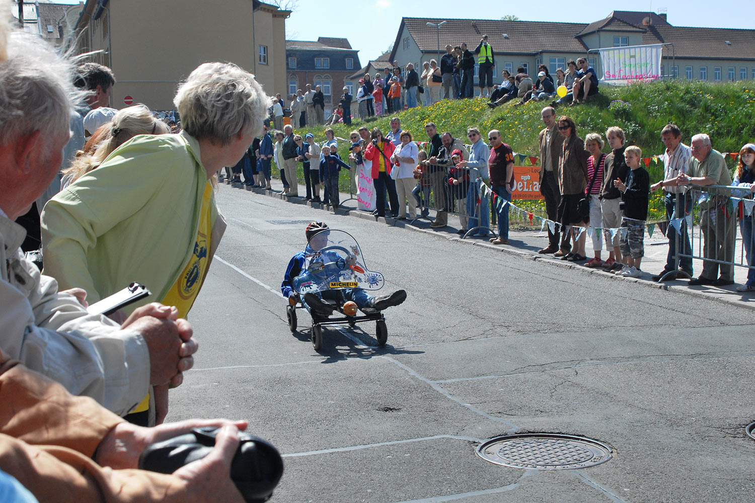 Fahrzeugmuseum Suhl Neueröffnung: Seifenkisten-Rennen 29.04.2007 (Foto: Manuela Hahnebach)