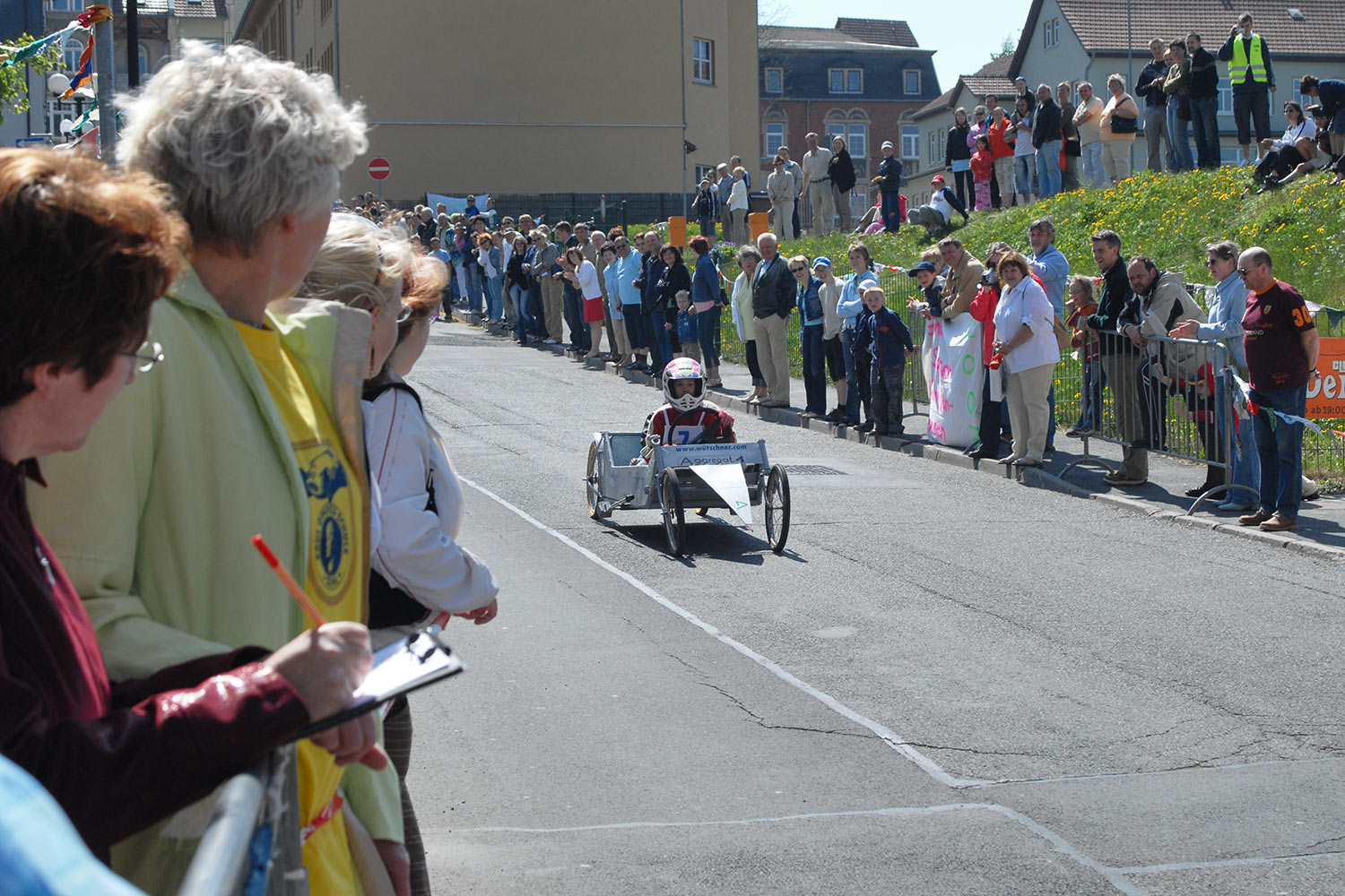 Fahrzeugmuseum Suhl Neueröffnung: Seifenkisten-Rennen 29.04.2007 (Foto: Manuela Hahnebach)