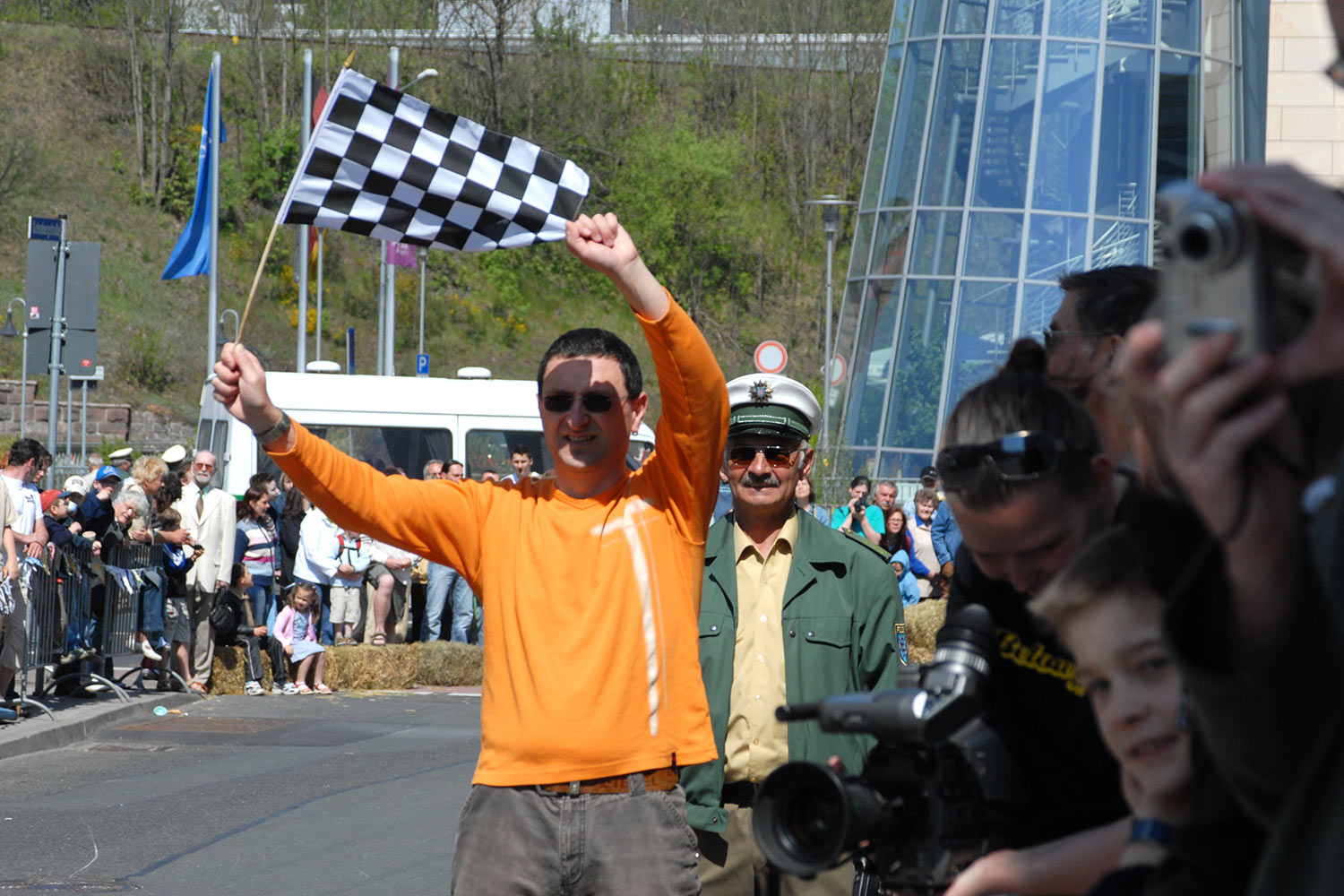 Fahrzeugmuseum Suhl Neueröffnung: Seifenkisten-Rennen 29.04.2007 (Foto: Manuela Hahnebach)