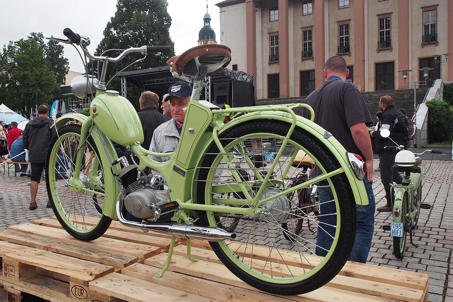 Jubiläumstreffen Suhl 2015: 65 Jahre AWO - 60 Jahre Simson SR1 - 40 Jahre Simson S50: SR 1 von Erhard Werner (ehem. Simson-Chefkonstrukteur) (Foto: Manuela Hahnebach)
