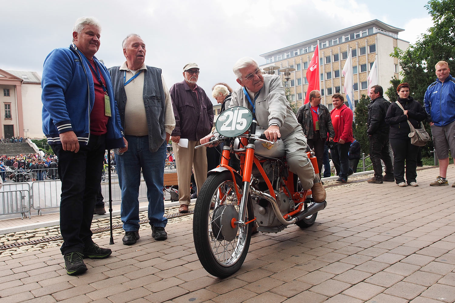 Jubiläumstreffen Suhl 2015: 65 Jahre AWO - 60 Jahre Simson SR1 - 40 Jahre Simson S50: Helmut Weber (ehem. Simson-Rennfahrer) (Foto: Manuela Hahnebach)