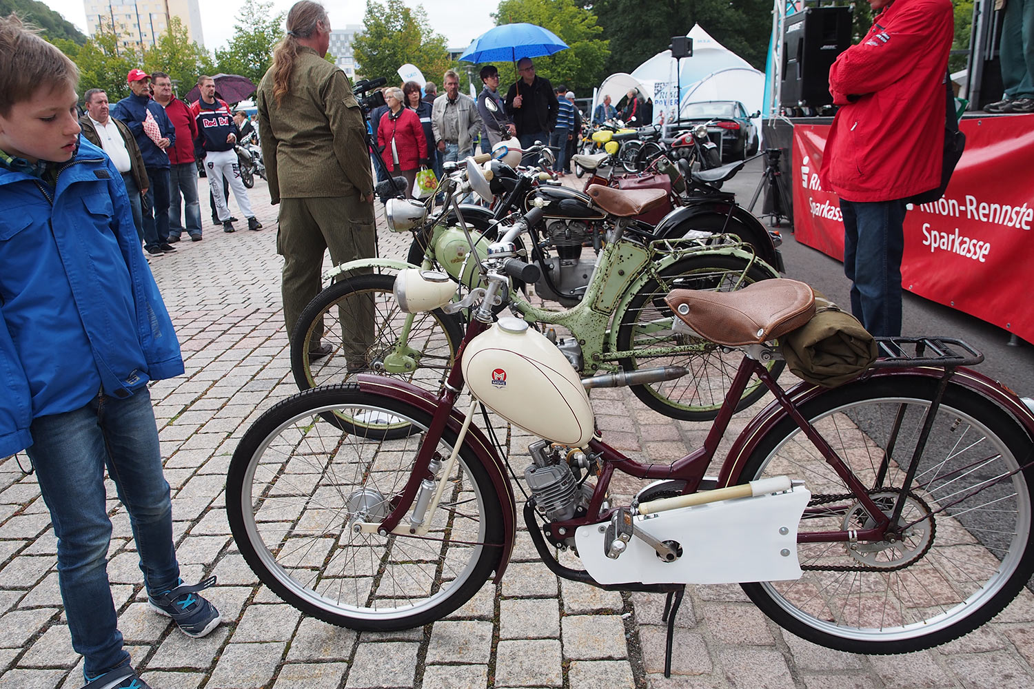 Jubiläumstreffen Suhl 2015: 65 Jahre AWO - 60 Jahre Simson SR1 - 40 Jahre Simson S50 (Foto: Manuela Hahnebach)
