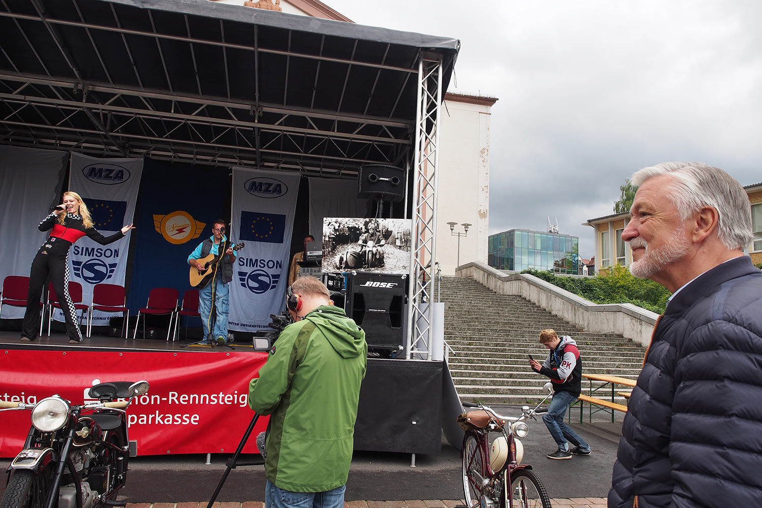 Jubiläumstreffen Suhl 2015: 65 Jahre AWO - 60 Jahre Simson SR1 - 40 Jahre Simson S50: Wir Suhler (Foto: Manuela Hahnebach)