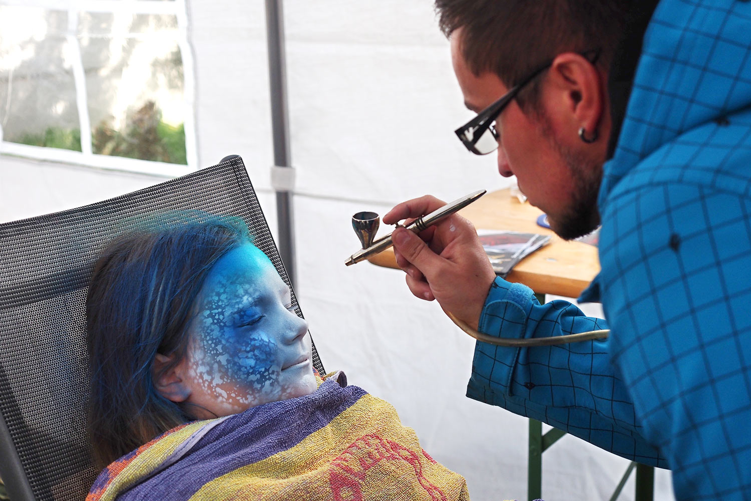 Jubiläumstreffen Suhl 2015: 65 Jahre AWO - 60 Jahre Simson SR1 - 40 Jahre Simson S50: Airbrush Design Uwe Krase (Foto: Manuela Hahnebach)