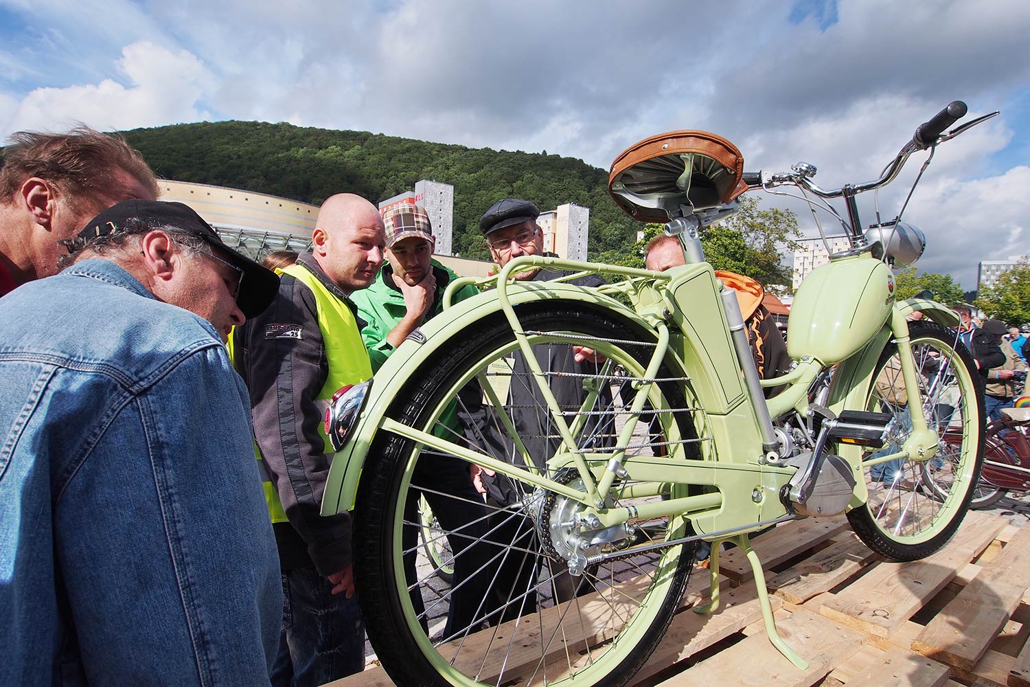 Jubiläumstreffen Suhl 2015: 65 Jahre AWO - 60 Jahre Simson SR1 - 40 Jahre Simson S50: Bewertung (Foto: Manuela Hahnebach)