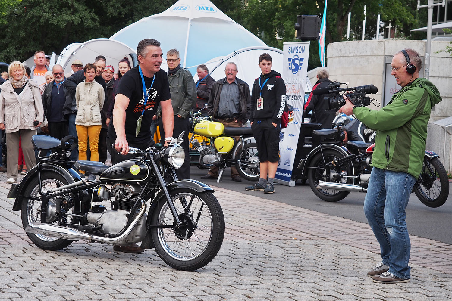 Jubiläumstreffen Suhl 2015: 65 Jahre AWO - 60 Jahre Simson SR1 - 40 Jahre Simson S50: Prämierung (Foto: Manuela Hahnebach)