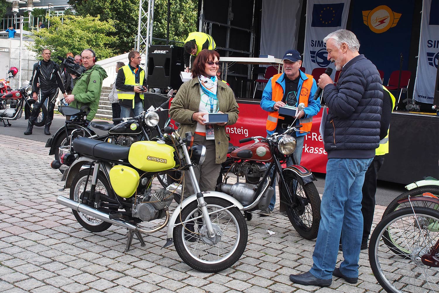 Jubiläumstreffen Suhl 2015: 65 Jahre AWO - 60 Jahre Simson SR1 - 40 Jahre Simson S50: Prämierung (Foto: Manuela Hahnebach)