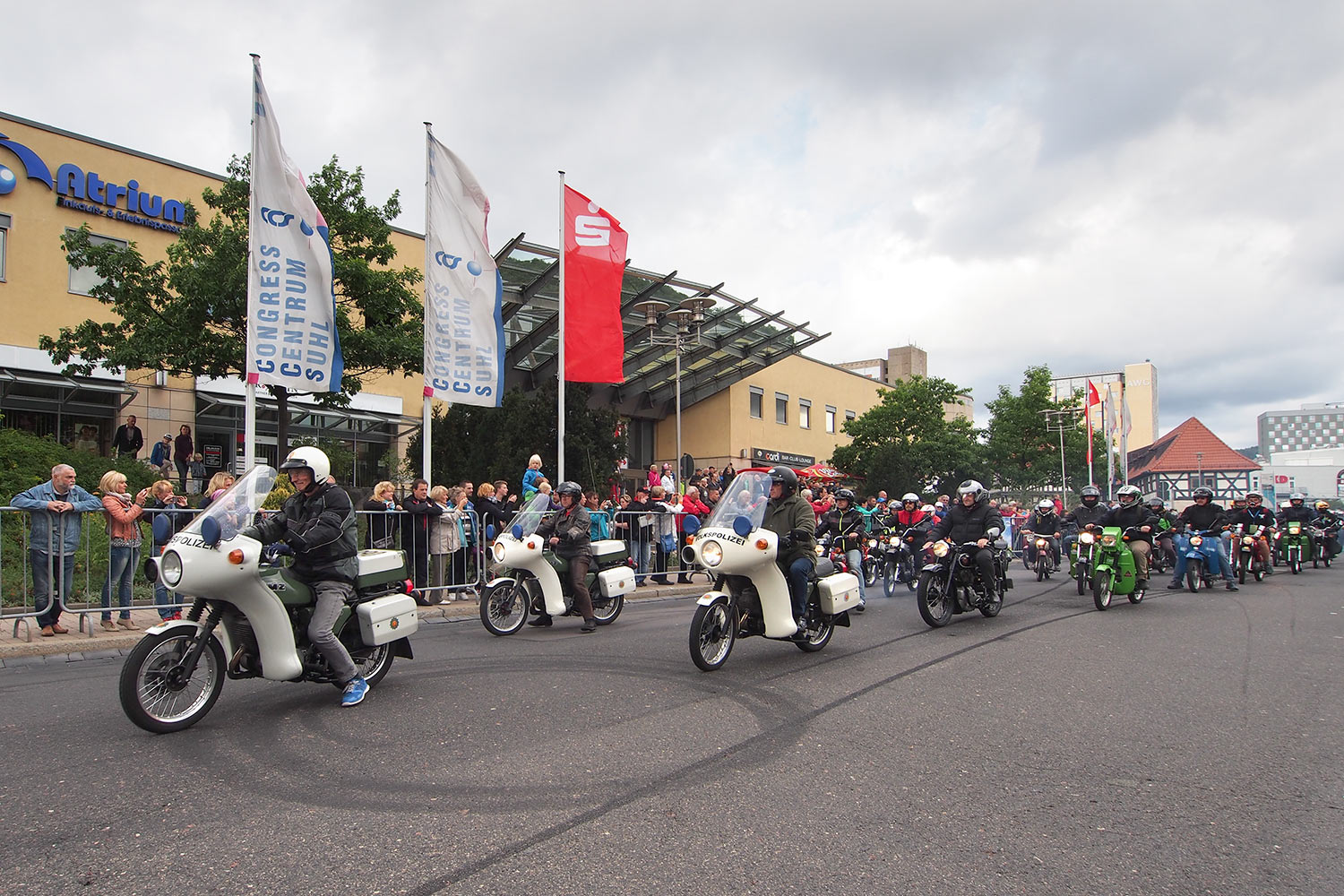 Jubiläumstreffen Suhl 2015: 65 Jahre AWO - 60 Jahre Simson SR1 - 40 Jahre Simson S50: Korso Suhl (Foto: Manuela Hahnebach)