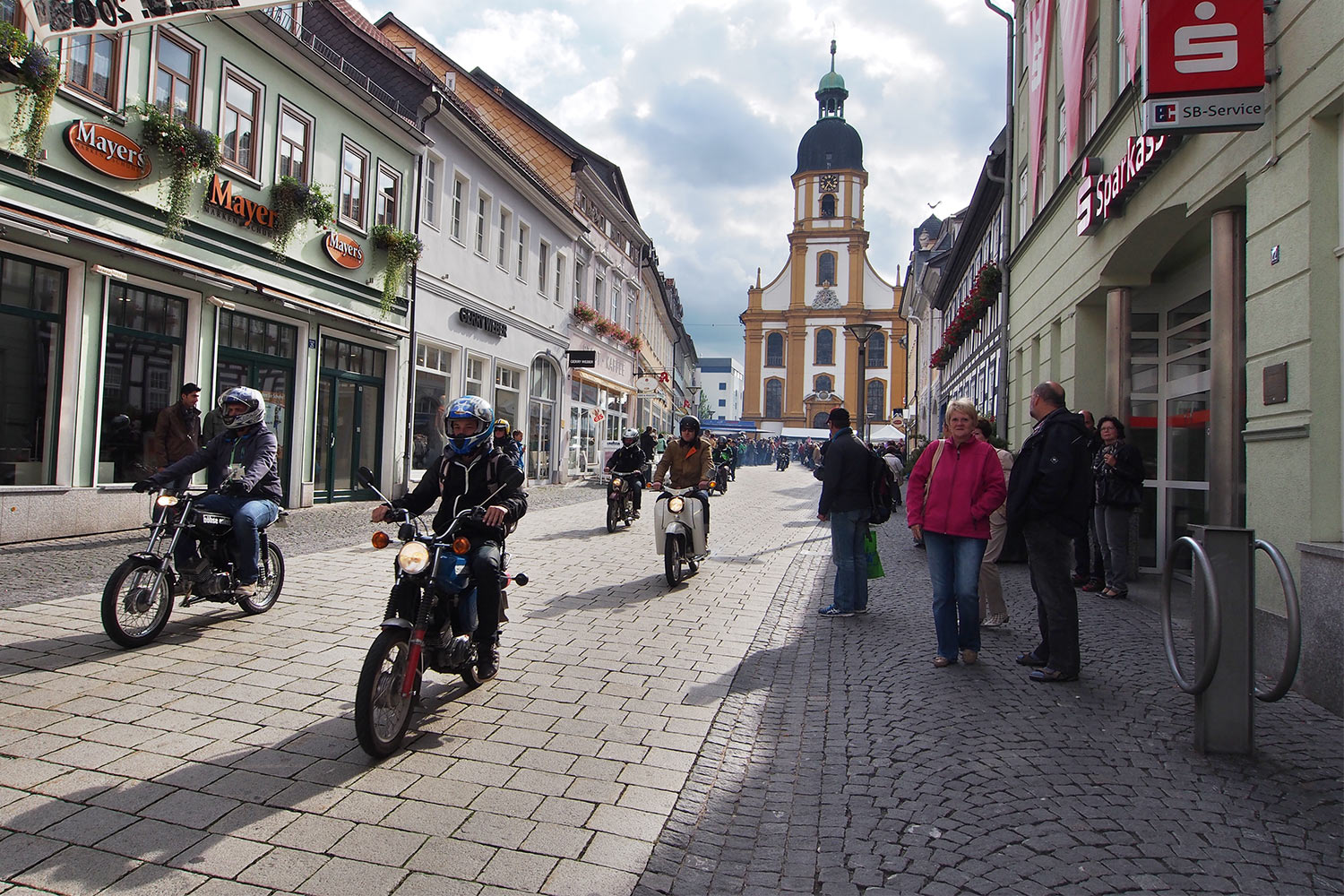 Jubiläumstreffen Suhl 2015: 65 Jahre AWO - 60 Jahre Simson SR1 - 40 Jahre Simson S50: Korso Suhl (Foto: Manuela Hahnebach)