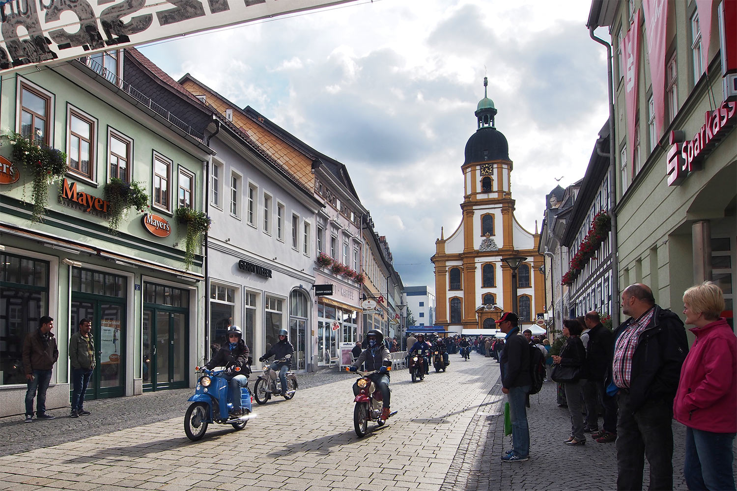 Jubiläumstreffen Suhl 2015: 65 Jahre AWO - 60 Jahre Simson SR1 - 40 Jahre Simson S50: Korso Suhl (Foto: Manuela Hahnebach)