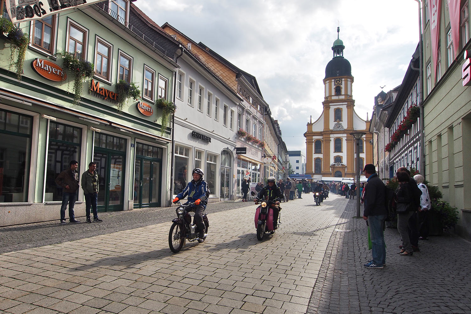 Jubiläumstreffen Suhl 2015: 65 Jahre AWO - 60 Jahre Simson SR1 - 40 Jahre Simson S50: Korso Suhl (Foto: Manuela Hahnebach)