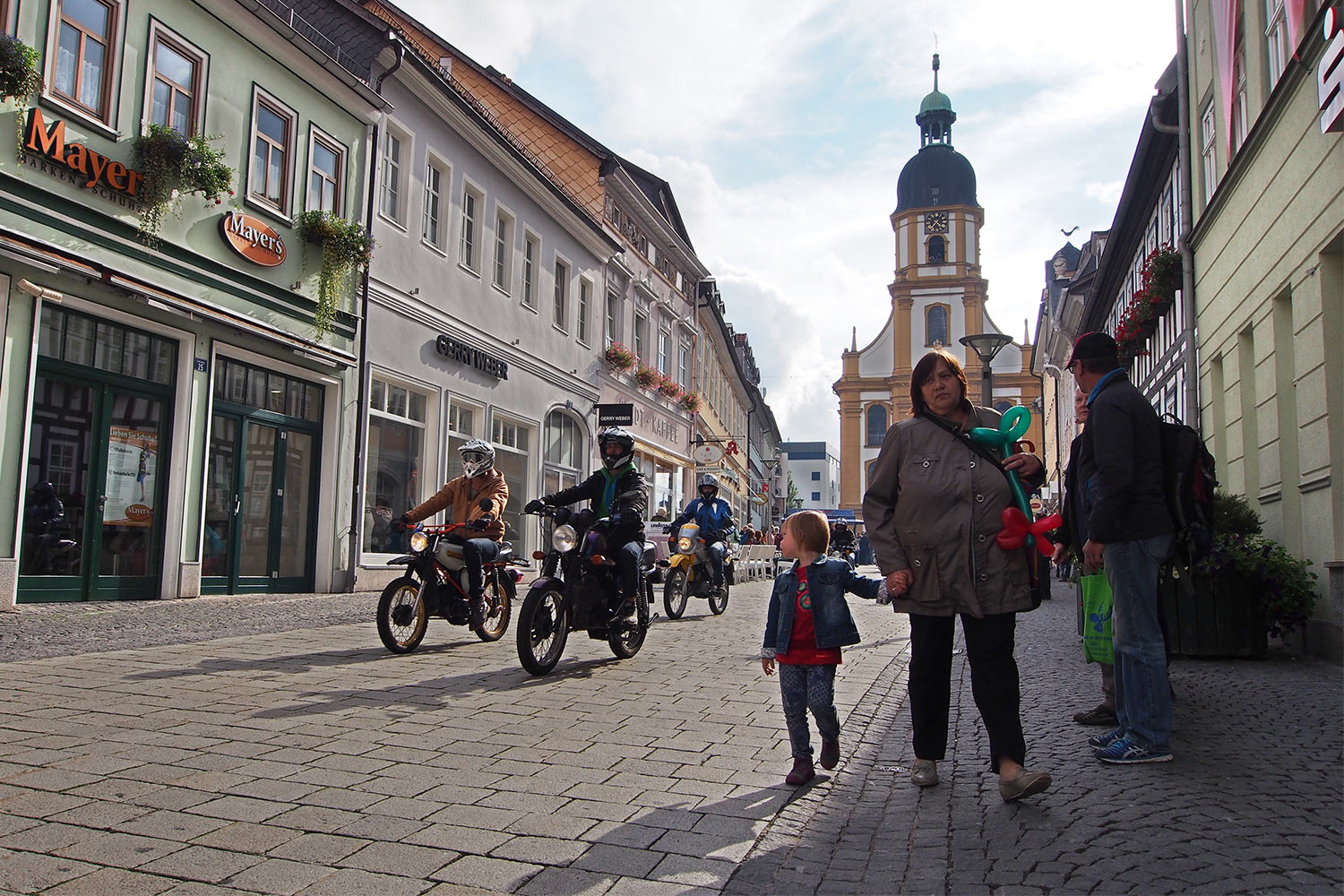 Jubiläumstreffen Suhl 2015: 65 Jahre AWO - 60 Jahre Simson SR1 - 40 Jahre Simson S50: Korso Suhl (Foto: Manuela Hahnebach)