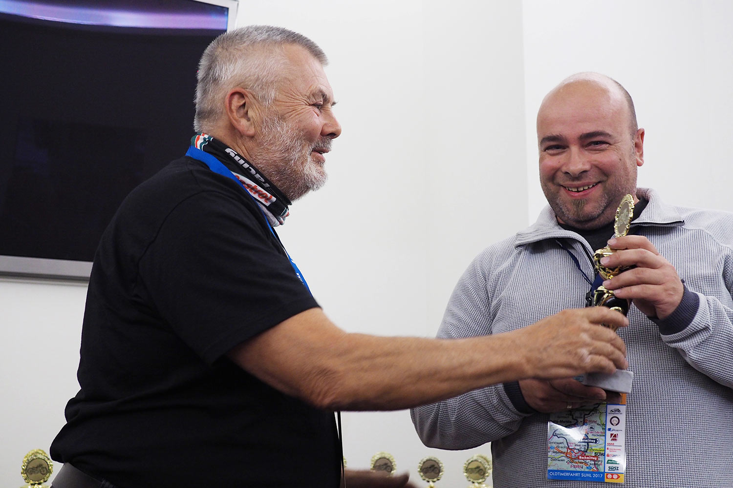 Motorrad-Oldtimerfahrt Suhl 16.09.2017: Siegerehrung (Foto: Manuela Hahnebach)