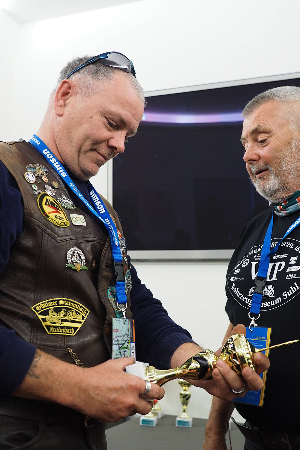 Motorrad-Oldtimerfahrt Suhl 16.09.2017: Siegerehrung (Foto: Manuela Hahnebach)