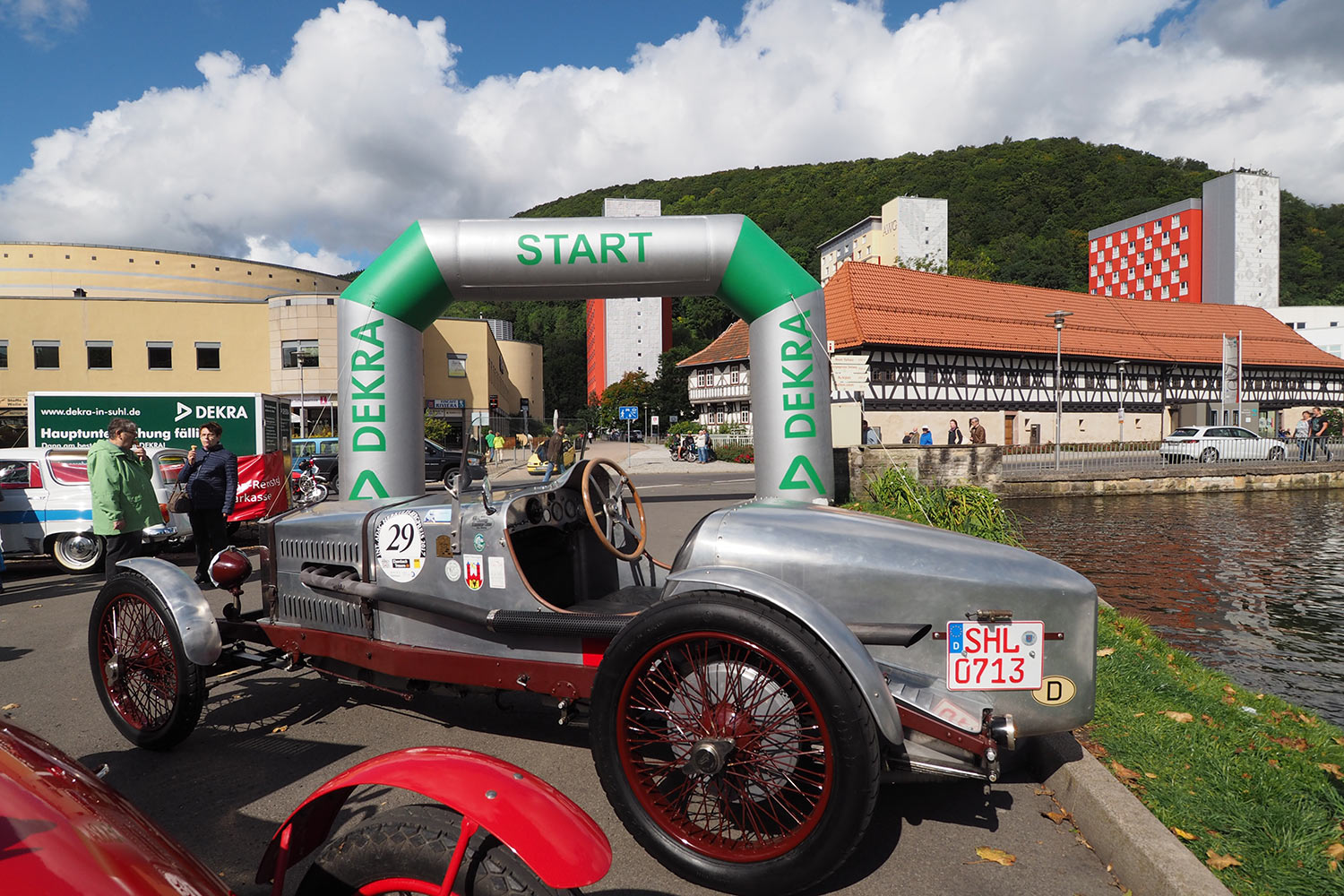 Motorrad-Oldtimerfahrt Suhl 16.09.2017: historische Rennwagen (Foto: Manuela Hahnebach)