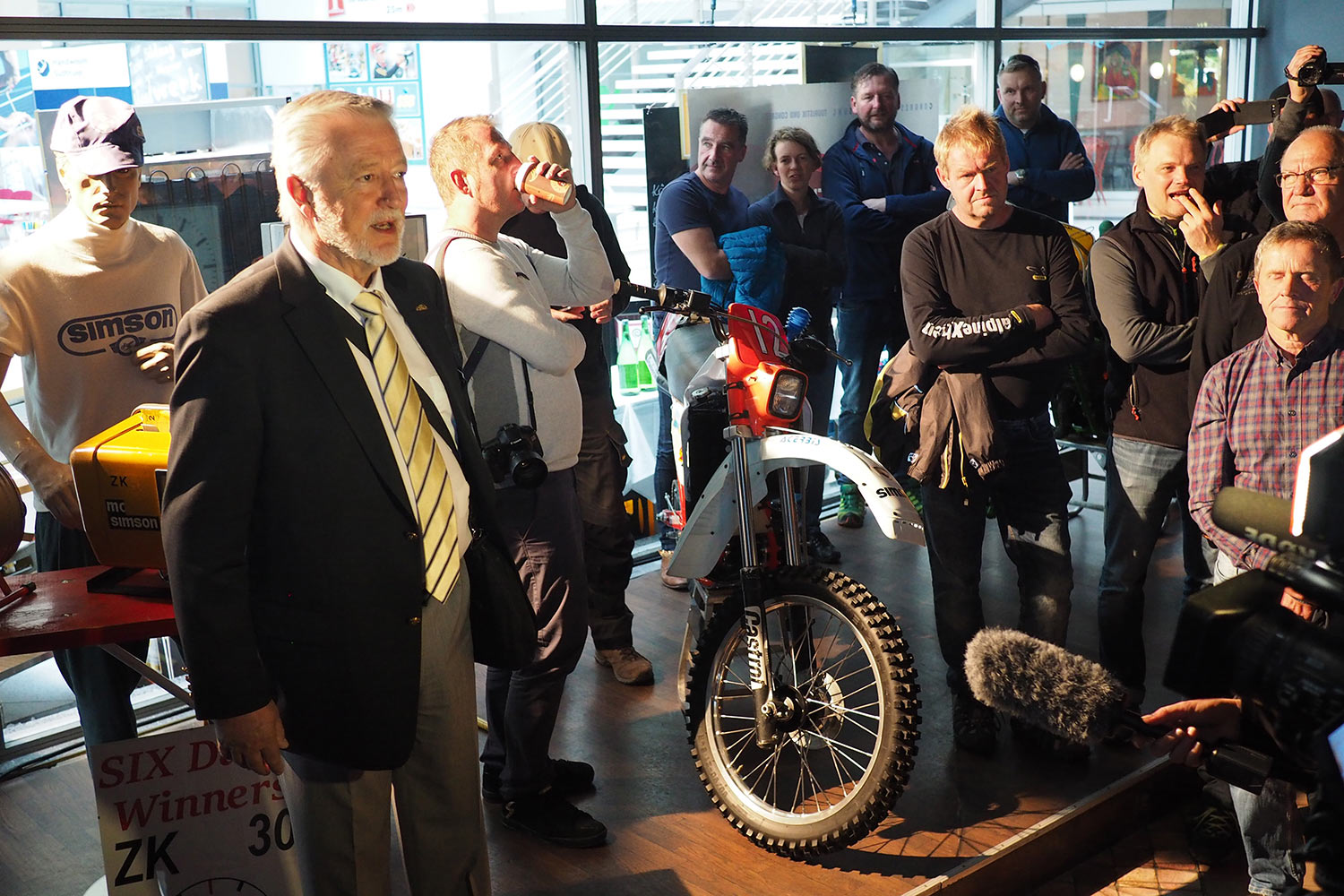 Motorrad-Oldtimerfahrt Suhl 16.09.2017: 30 Jahre Six Days 1987 (Foto: Manuela Hahnebach)