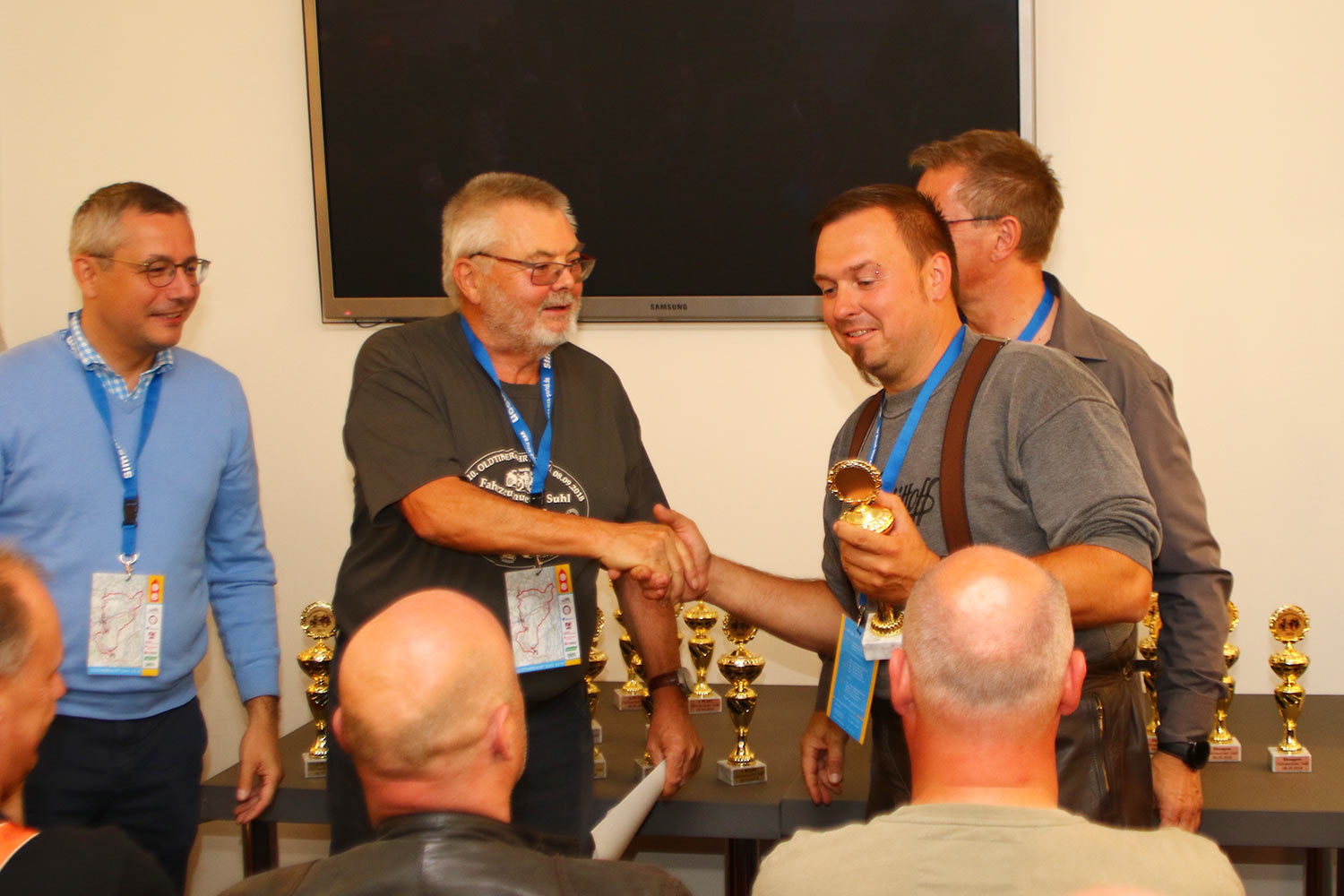 Motorrad-Oldtimerfahrt Suhl 08.09.2018: Siegerehrung (Foto: Sigismund Gaßert)