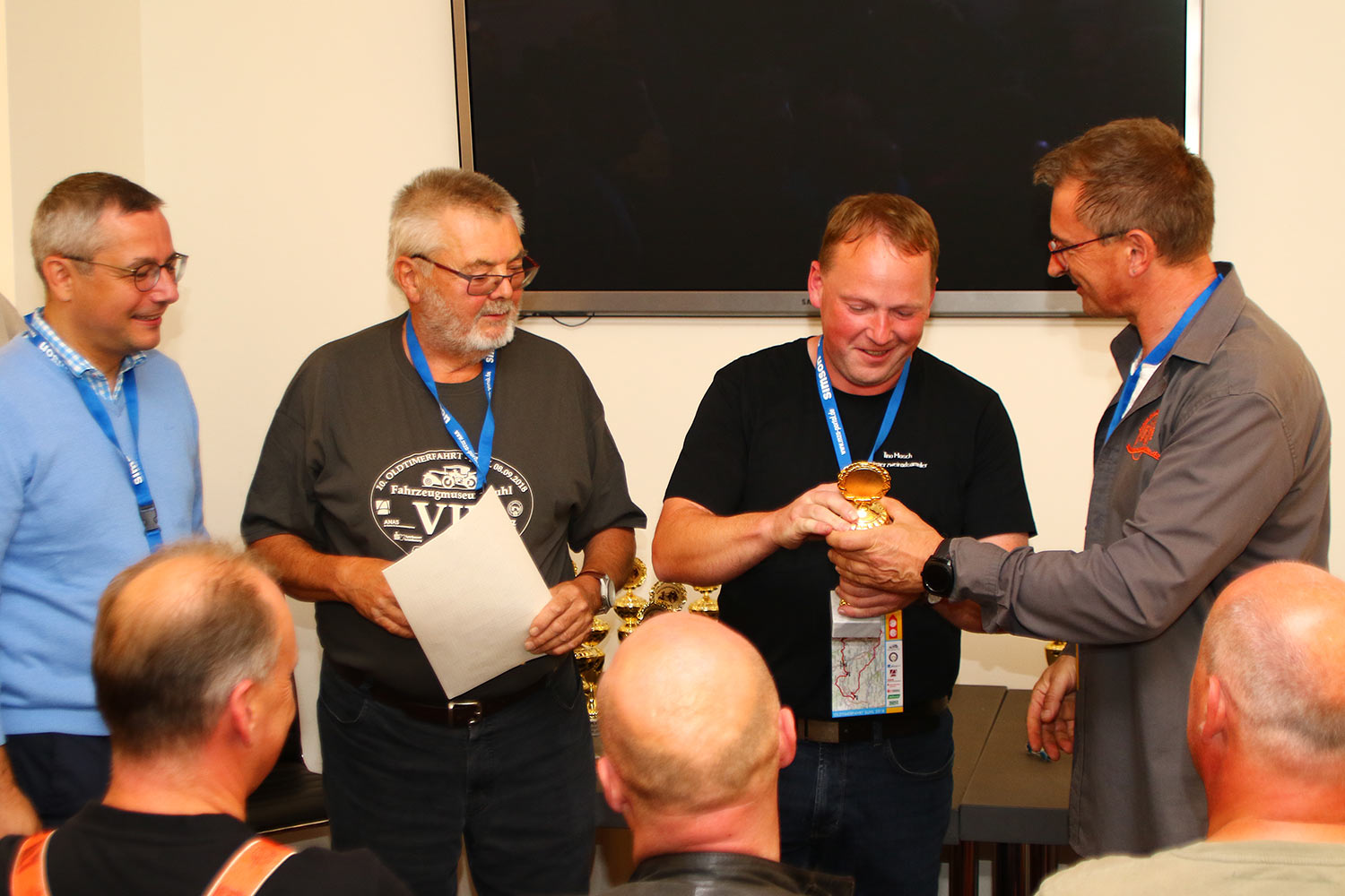 Motorrad-Oldtimerfahrt Suhl 08.09.2018: Siegerehrung (Foto: Sigismund Gaßert)