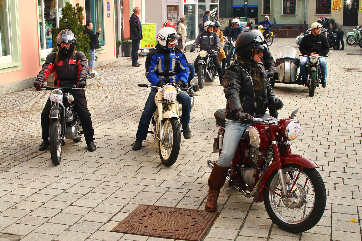 Motorrad-Oldtimerfahrt Suhl 07.09.2019 (Foto: Sigismund Gaßert)