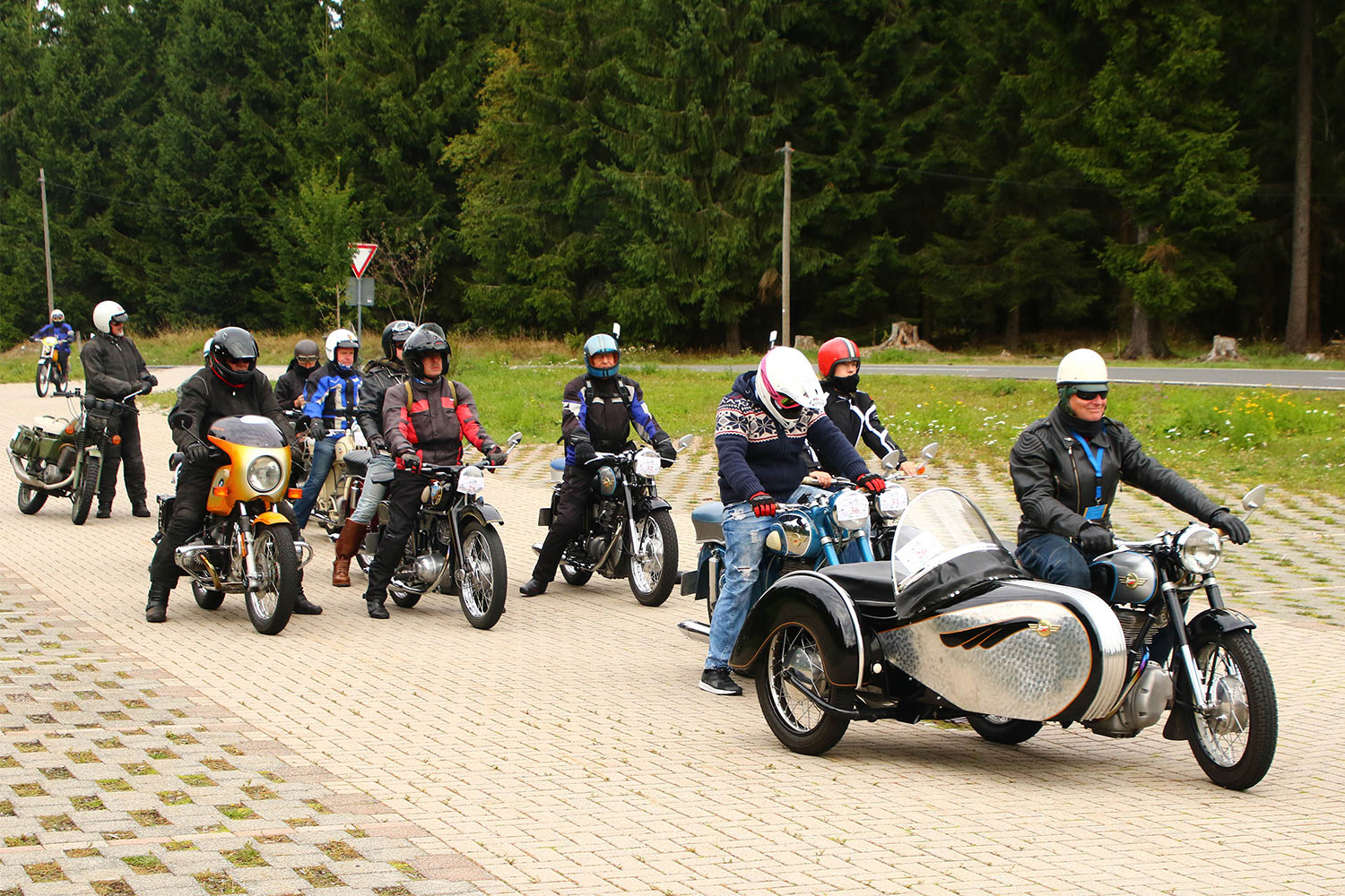 Motorrad-Oldtimerfahrt Suhl 07.09.2019 (Foto: Sigismund Gaßert)