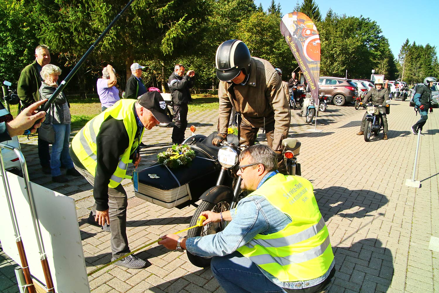 Motorrad-Oldtimerfahrt Suhl 19.09.2020 (Foto: Sigismund Gaßert)