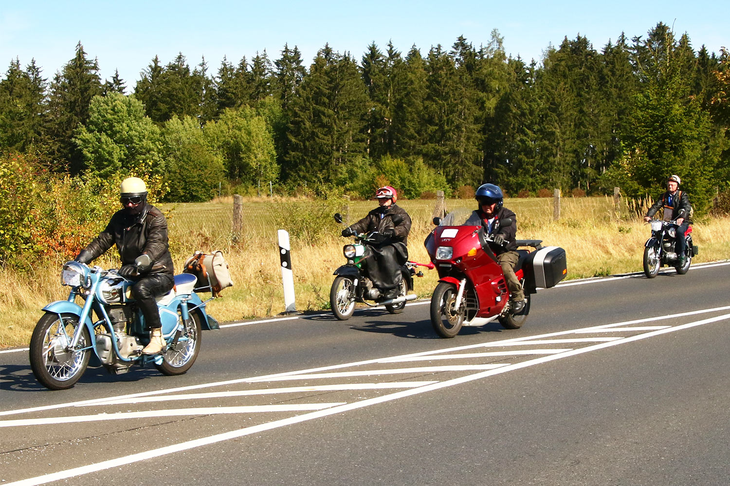 Motorrad-Oldtimerfahrt Suhl 19.09.2020 (Foto: Sigismund Gaßert)